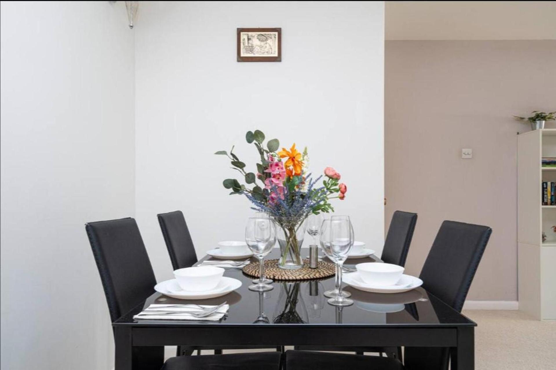 Apartament Cosy With Parking